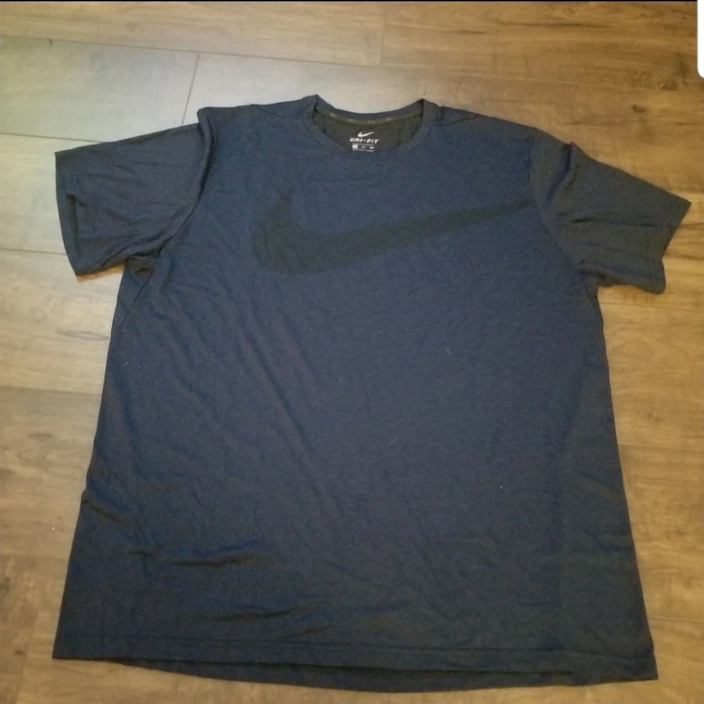 Nike T-Shirt